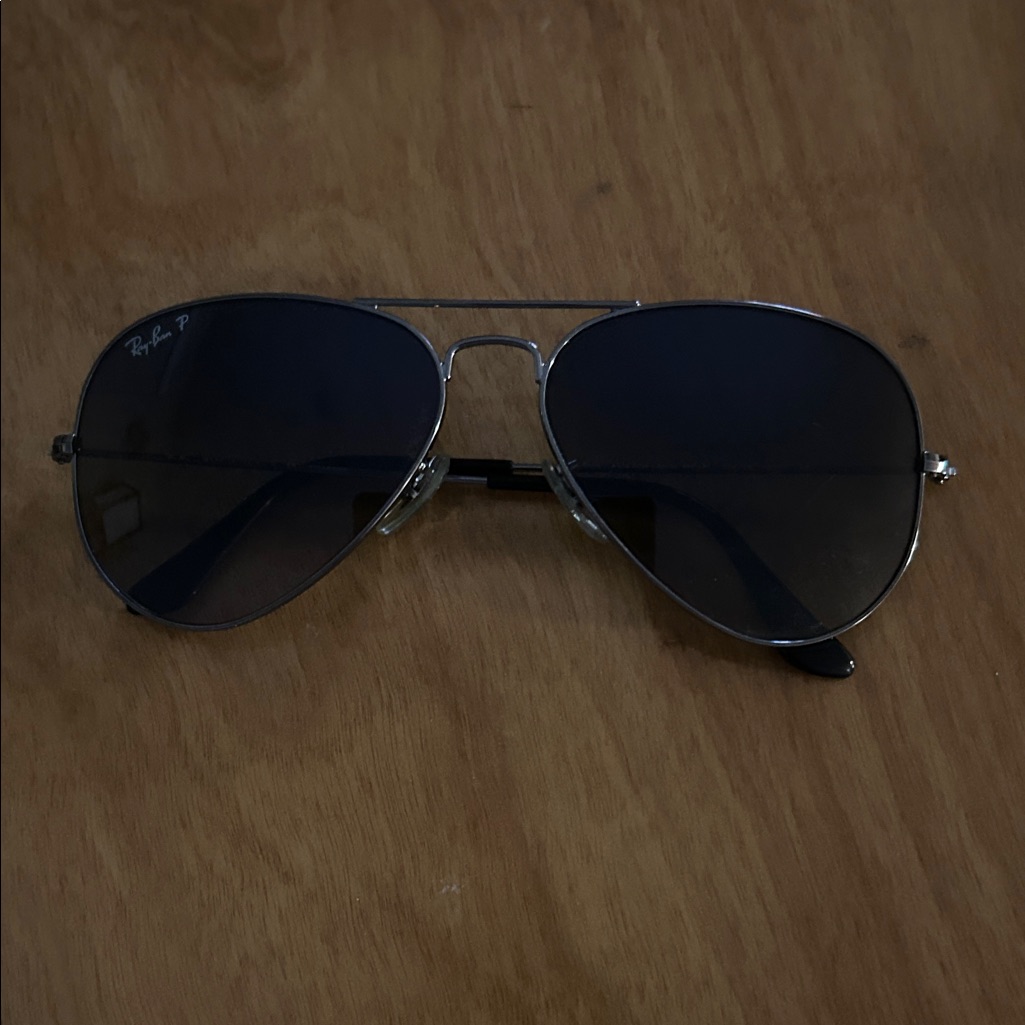 Ray-Ban Polarized Silver Frame Sunglasses With Dark Lenses